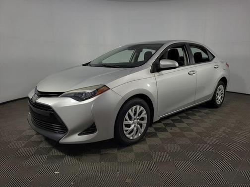 Classic Silver Metallic 2017 Toyota Corolla LE