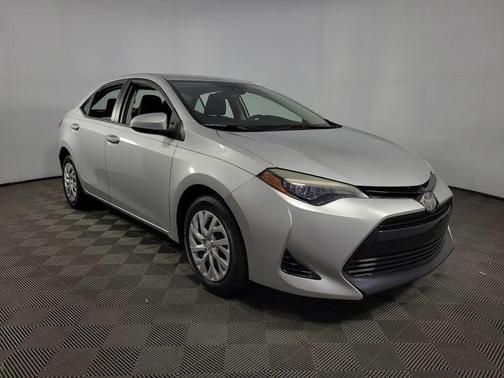 Classic Silver Metallic 2017 Toyota Corolla LE