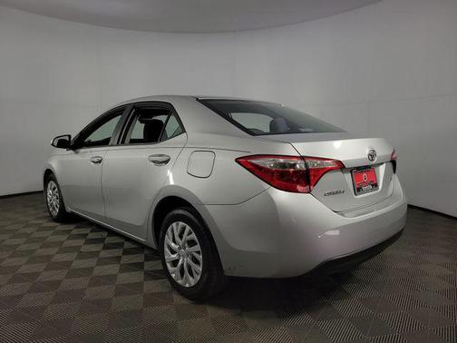 Classic Silver Metallic 2017 Toyota Corolla LE