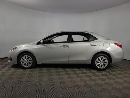 Classic Silver Metallic 2017 Toyota Corolla LE