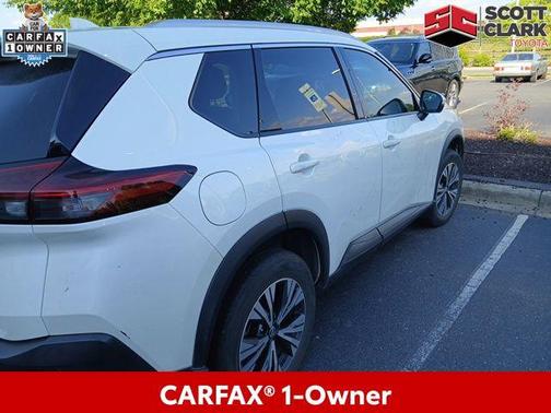 Pearl White Tricoat 2021 Nissan Rogue SV