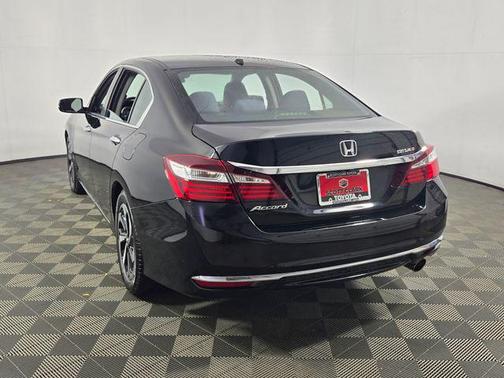 Select 2017 Honda Accord EX w/Honda Sensing