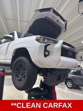 Ice Cap 2023 Toyota 4Runner SR5 Premium