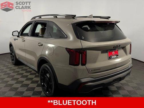 2025 Kia Sorento SX