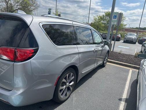 2017 Chrysler Pacifica Limited