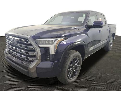 2025 Toyota Tundra Hybrid Platinum
