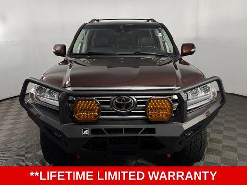 Brandywine Mica 2017 Toyota Land Cruiser Base