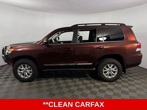 Brandywine Mica 2017 Toyota Land Cruiser Base