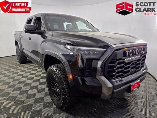 Midnight Black Metallic 2022 Toyota Tundra Platinum