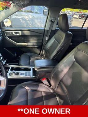 Silver Metallic 2020 Ford Explorer XLT