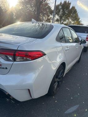 2024 Toyota Corolla Hybrid SE