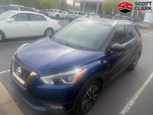 2019 Nissan Kicks SR