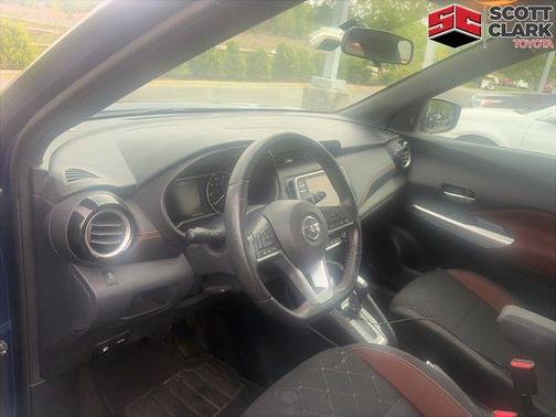2019 Nissan Kicks SR