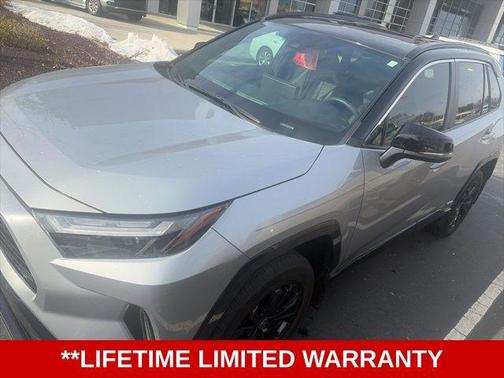 2024 Toyota RAV4 Hybrid SE