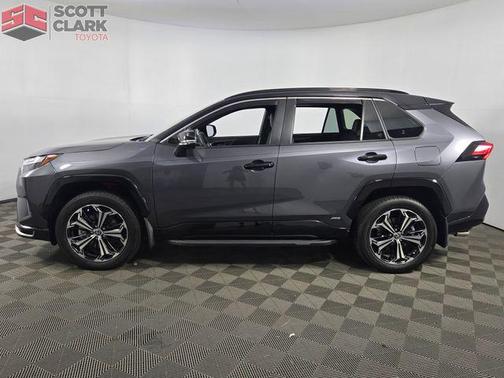 2025 Toyota RAV4 Hybrid SE