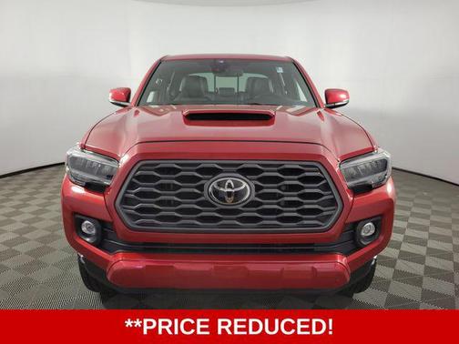 Barcelona Red Metallic 2022 Toyota Tacoma TRD Sport