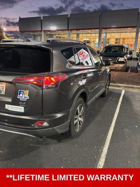 2017 Toyota RAV4 XLE