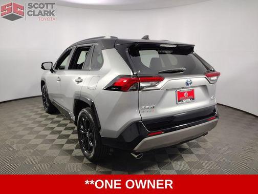 2023 Toyota RAV4 Hybrid SE