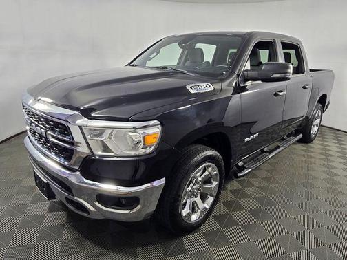 Diamond Black Crystal Pearlcoat 2023 RAM 1500 Big Horn/Lone Star