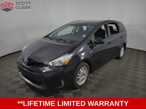 2017 Toyota Prius v Three