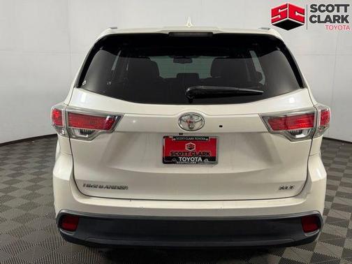 2014 Toyota Highlander XLE