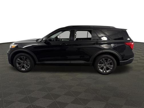 Agate Black Metallic 2021 Ford Explorer XLT