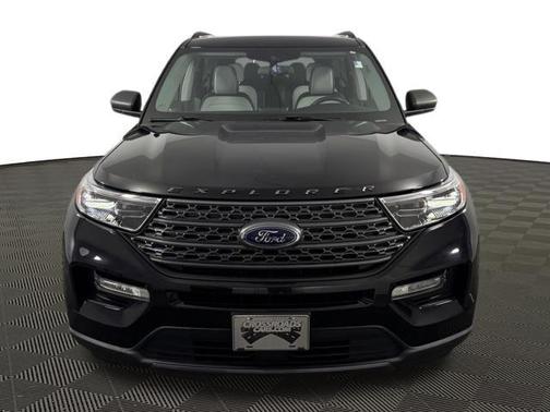 Agate Black Metallic 2021 Ford Explorer XLT