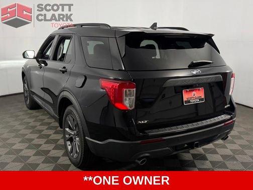 Agate Black Metallic 2021 Ford Explorer XLT