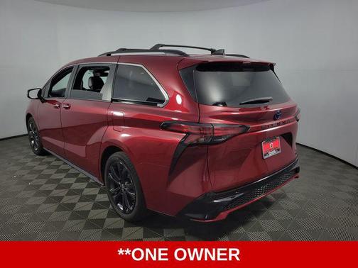 2023 Toyota Sienna XSE 7 Passenger