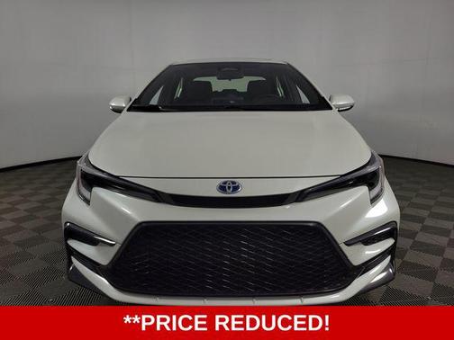 2024 Toyota Corolla Hybrid SE