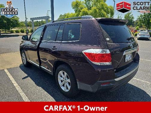 Maroon 2012 Toyota Highlander SE