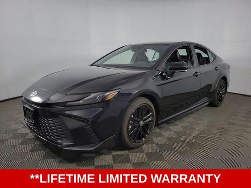 Midnight Black Metallic 2025 Toyota Camry SE