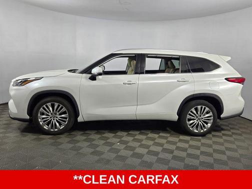 Pearl 2023 Toyota Highlander Platinum