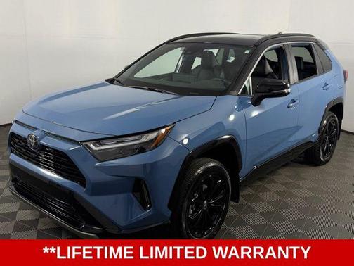 2025 Toyota RAV4 Hybrid SE