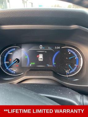 2025 Toyota RAV4 Hybrid SE