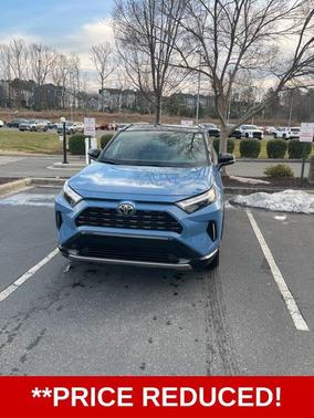 2025 Toyota RAV4 Hybrid SE