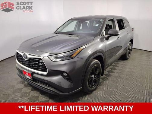 2023 Toyota Highlander LE