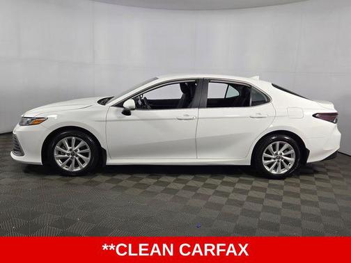 Ice Cap 2024 Toyota Camry LE