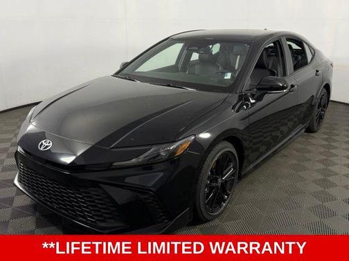 Midnight Black Metallic 2026 Toyota Camry SE