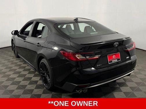 Midnight Black Metallic 2026 Toyota Camry SE