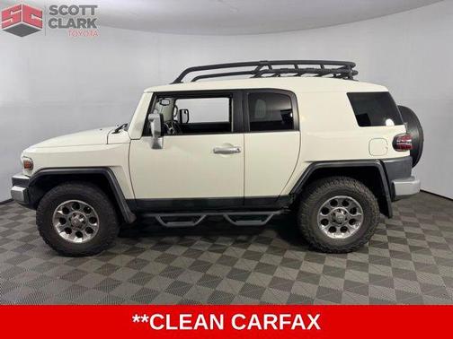 2013 Toyota FJ Cruiser Base