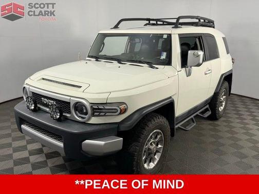2013 Toyota FJ Cruiser Base