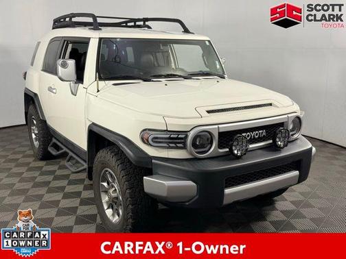 2013 Toyota FJ Cruiser Base