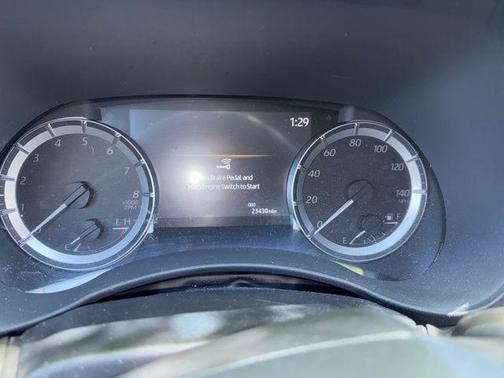 Pearl 2023 Toyota Highlander L