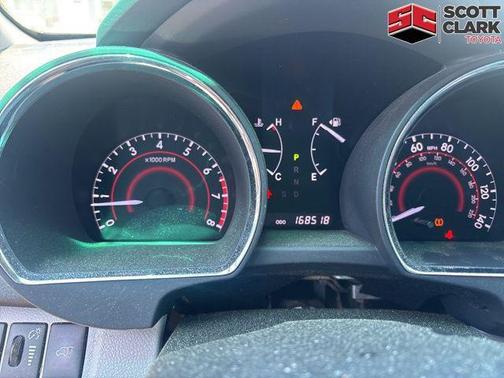 Magnetic Gray Metallic 2013 Toyota Highlander SE