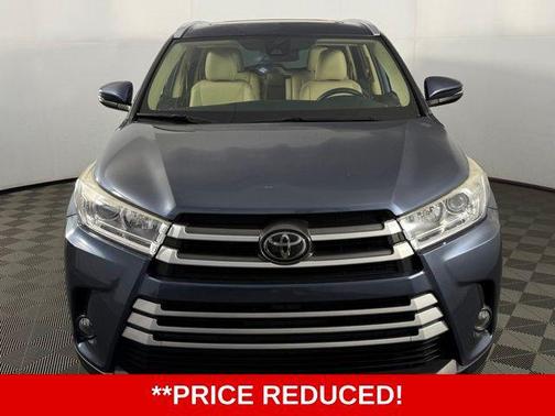 Shoreline Blue Pearl 2019 Toyota Highlander XLE