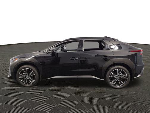 2025 Toyota bZ4X Limited