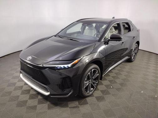 2025 Toyota bZ4X Limited