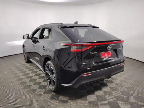 2025 Toyota bZ4X Limited