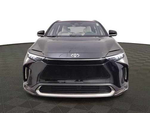 2025 Toyota bZ4X Limited